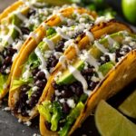 Tacos de feijão com abacate - Receita com Afeto