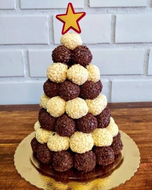 Árvore de Natal de Brigadeiros - Receita com Afeto