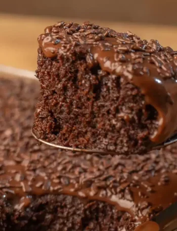 Bolo de chocolate quente - receita com afeto