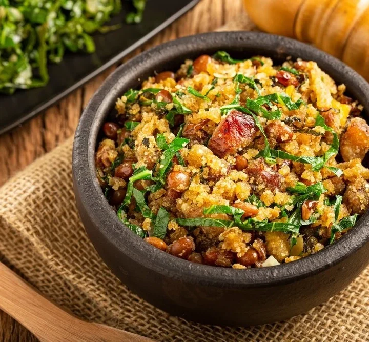 Feijão tropeiro - receita com afeto